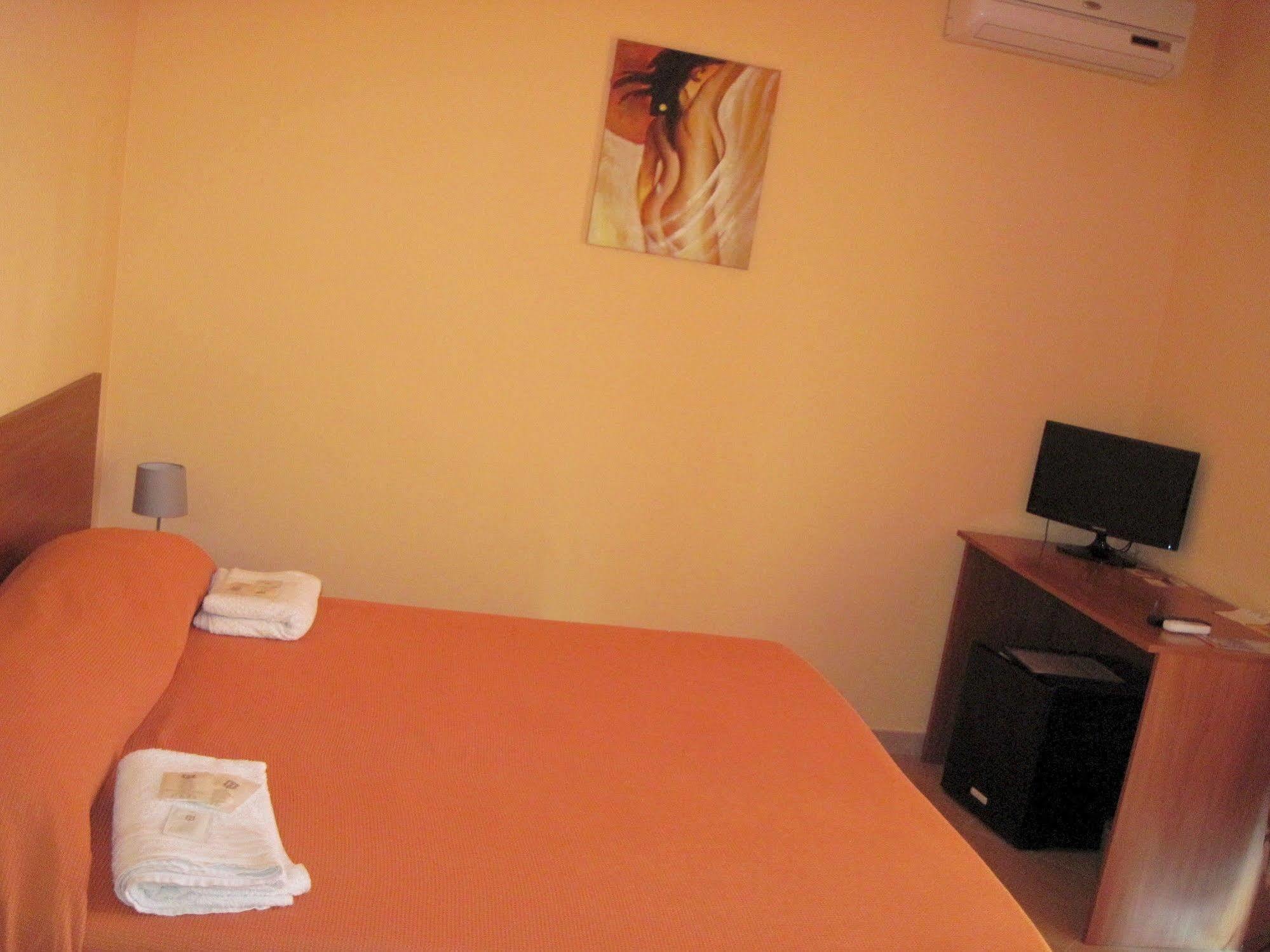 Anthea Dell' Etna Bed & Breakfast Santa Venerina Dış mekan fotoğraf